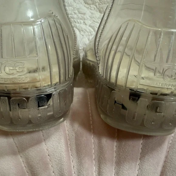 UGG Transparent Winter Rain Boots - Picture 3 of 4